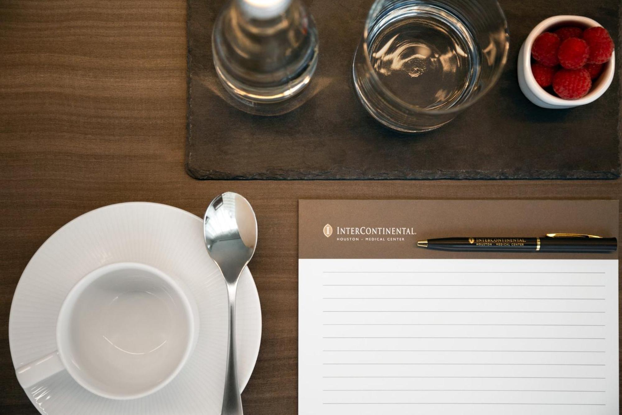 Hotel Intercontinental Houston By Ihg Esterno foto
